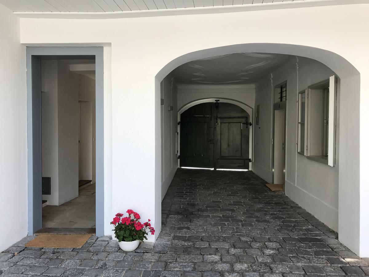 Boutique Hostel Zum Goldenen Kegel Vienna Esterno foto
