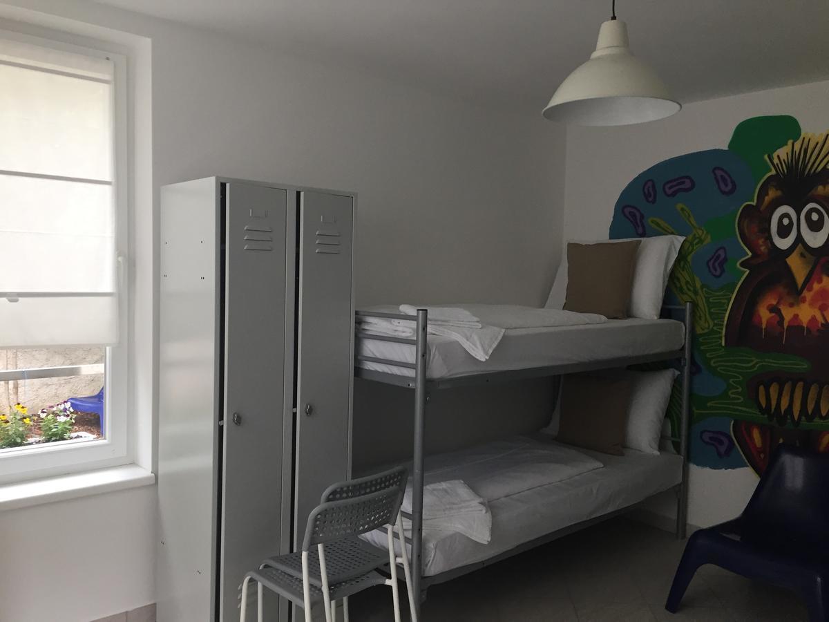 Boutique Hostel Zum Goldenen Kegel Vienna Esterno foto