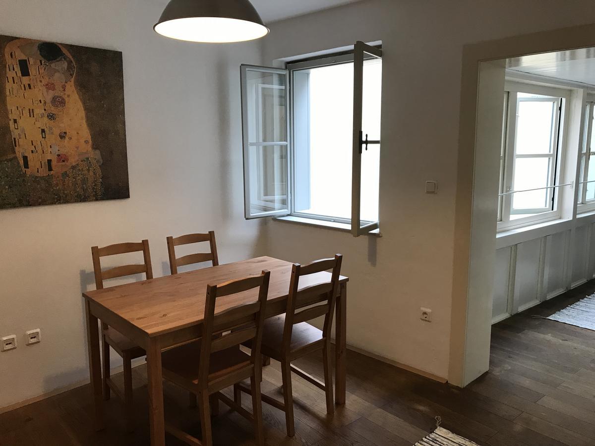 Boutique Hostel Zum Goldenen Kegel Vienna Esterno foto