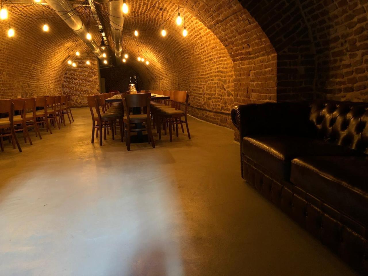 Boutique Hostel Zum Goldenen Kegel Vienna Esterno foto