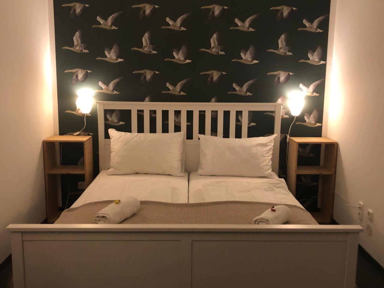 Boutique Hostel Zum Goldenen Kegel Vienna Esterno foto