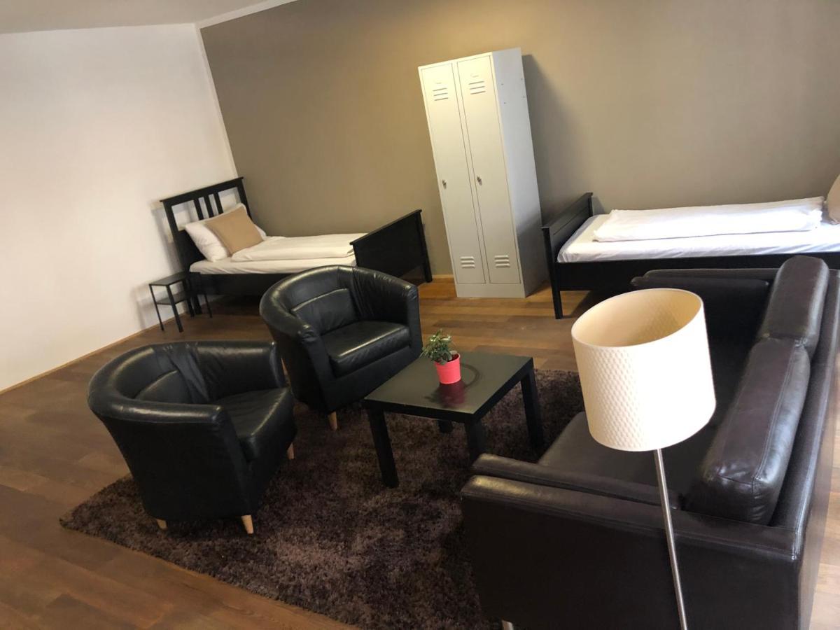 Boutique Hostel Zum Goldenen Kegel Vienna Esterno foto