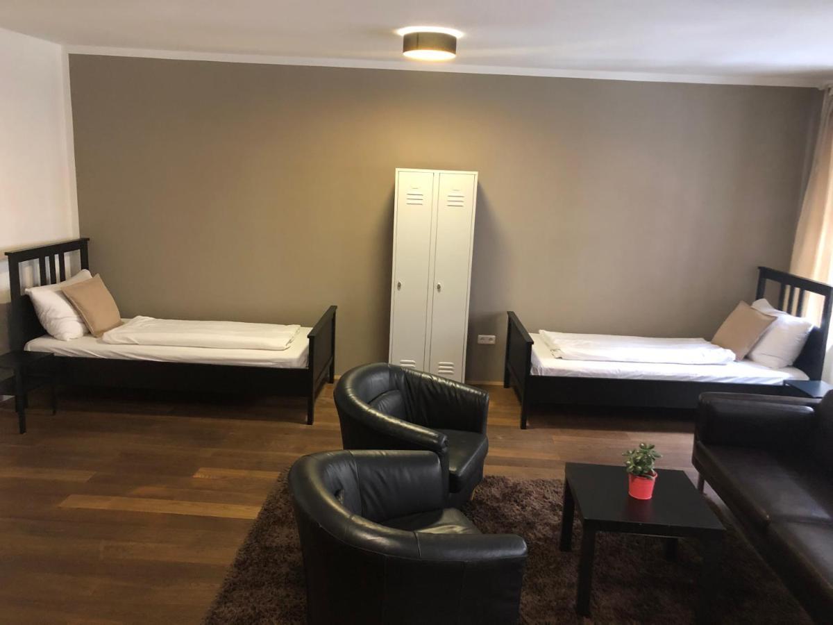 Boutique Hostel Zum Goldenen Kegel Vienna Esterno foto