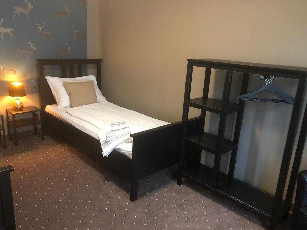 Boutique Hostel Zum Goldenen Kegel Vienna Esterno foto